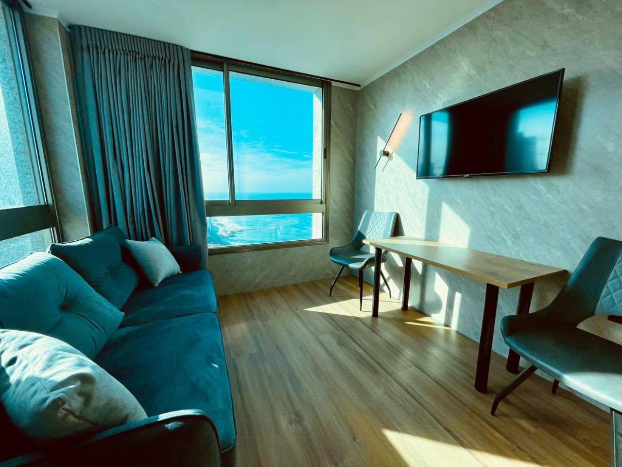 Carmel Holiday Apartments Netanya Exteriör bild