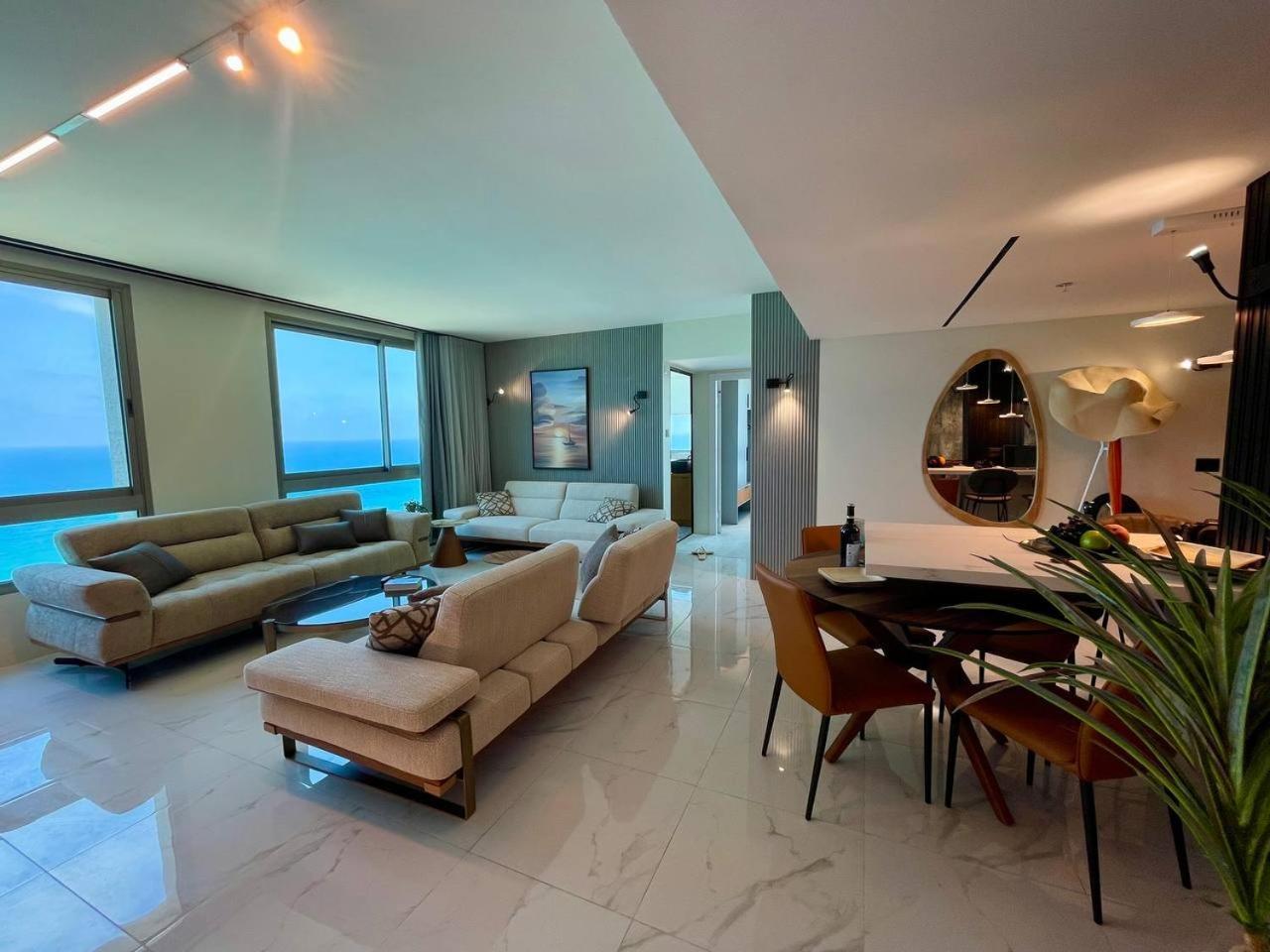 Carmel Holiday Apartments Netanya Exteriör bild